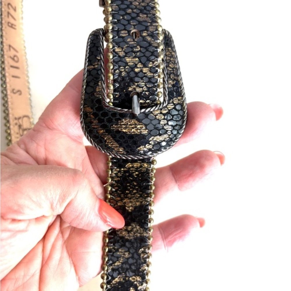 Belts by Simon NWOT Elegant Black and Gold Textured Belt, Small